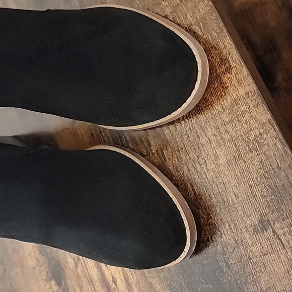 Marc Fisher black suede booties - Picture 7 of 11